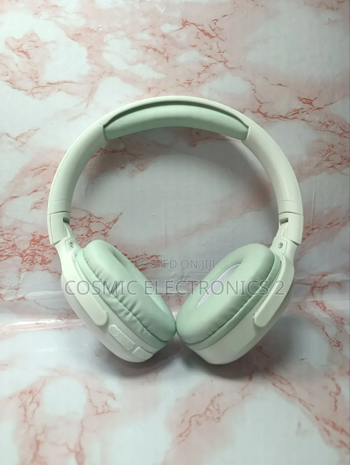JBL Harman Pure Bass Wireless Headphones – Tune M9bt