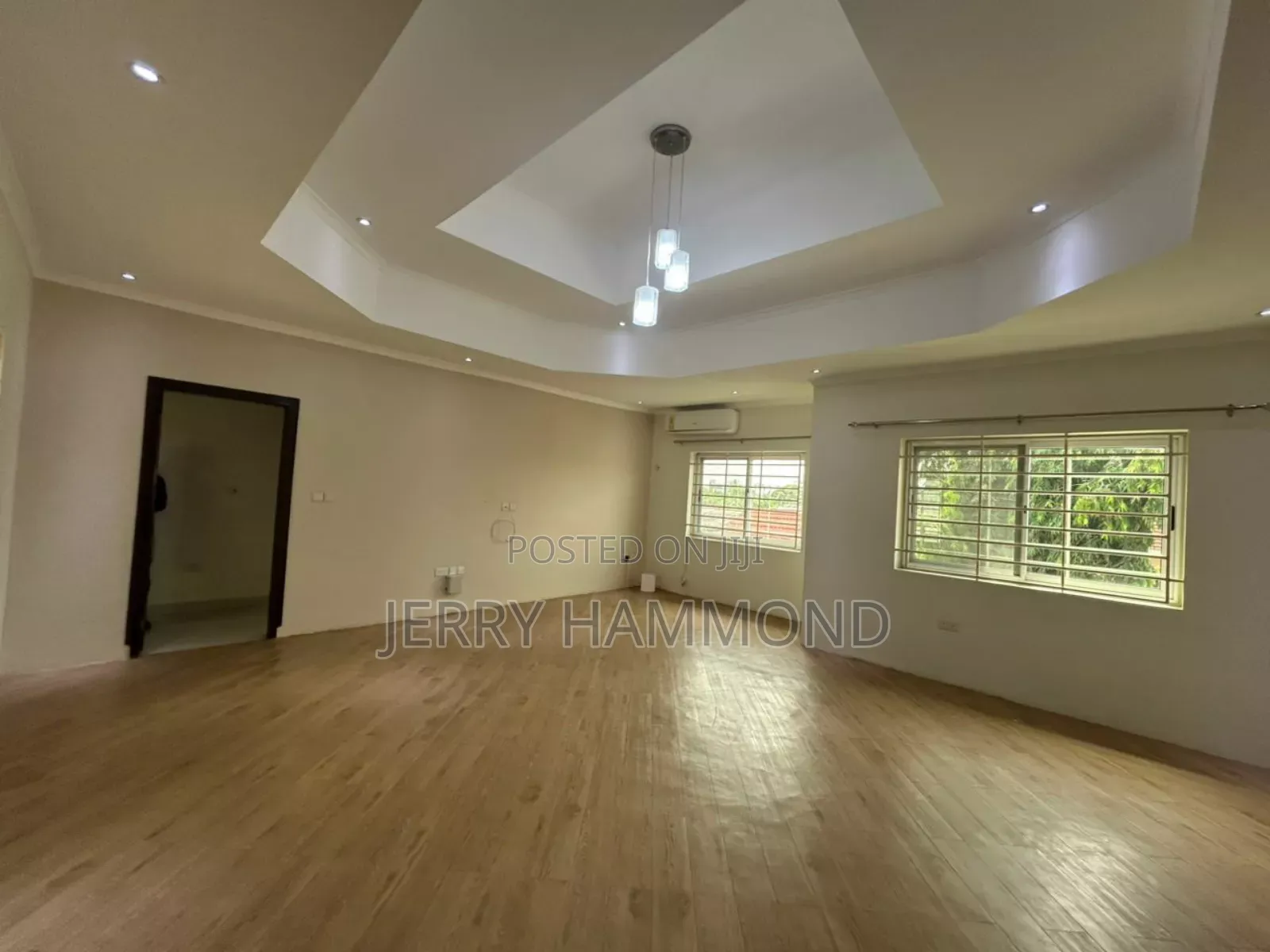 8bdrm Mansion in Cantoment In A Seren, Cantonments for rent