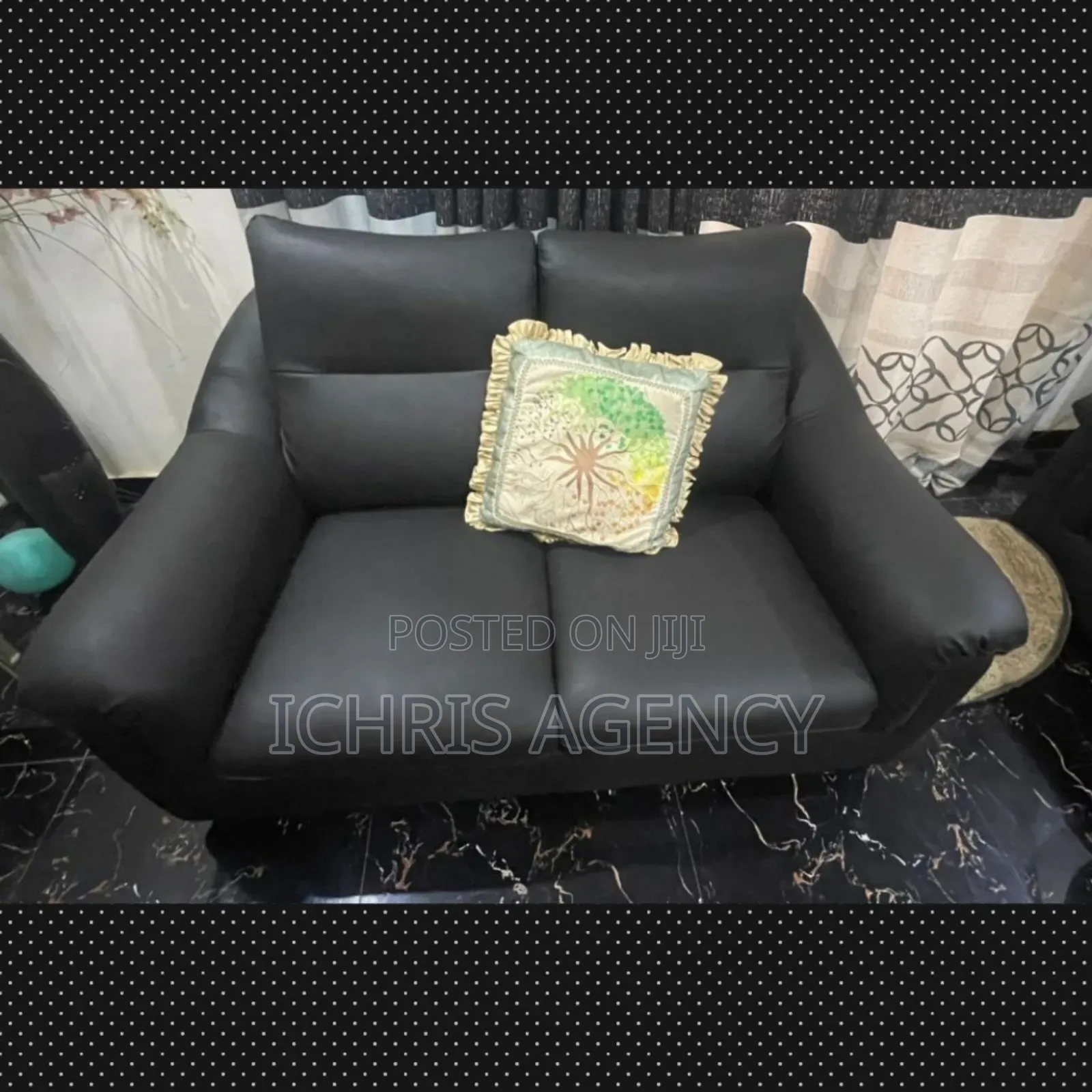 Super Neat Sofa Living Room