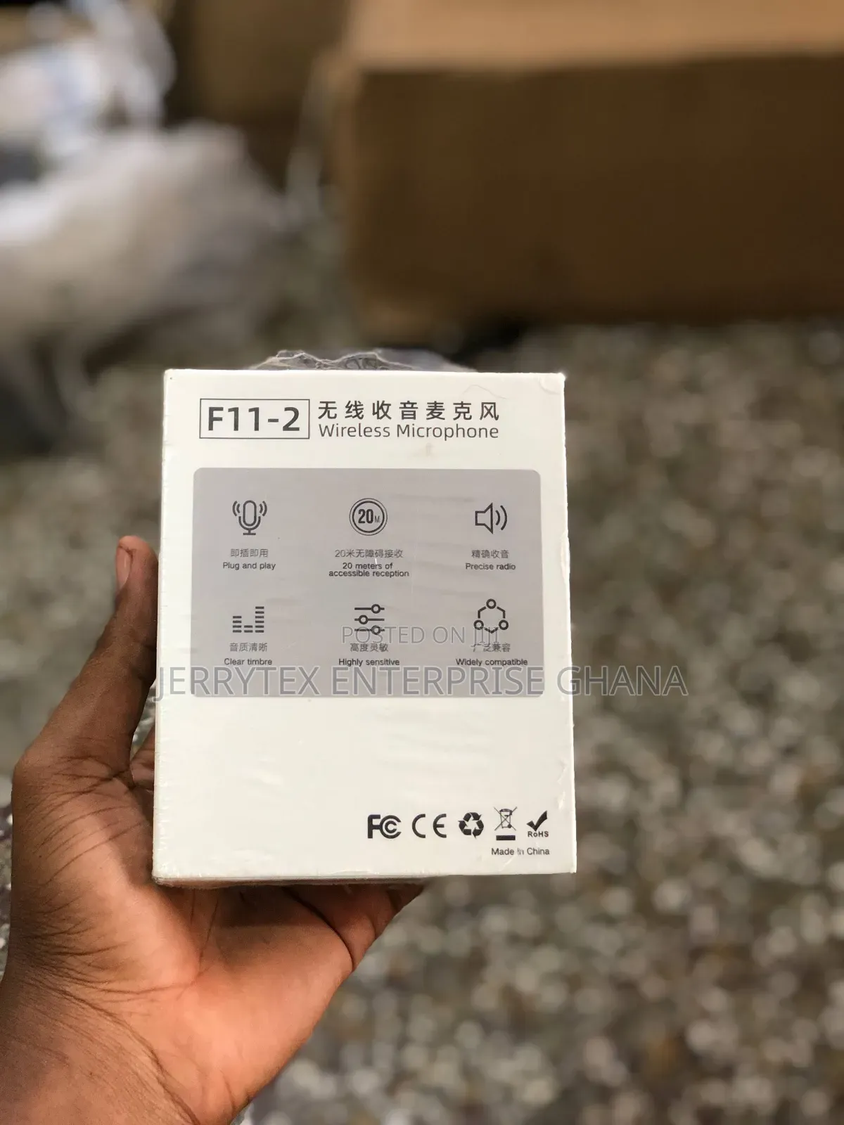 F11-2 Wireless Microphone