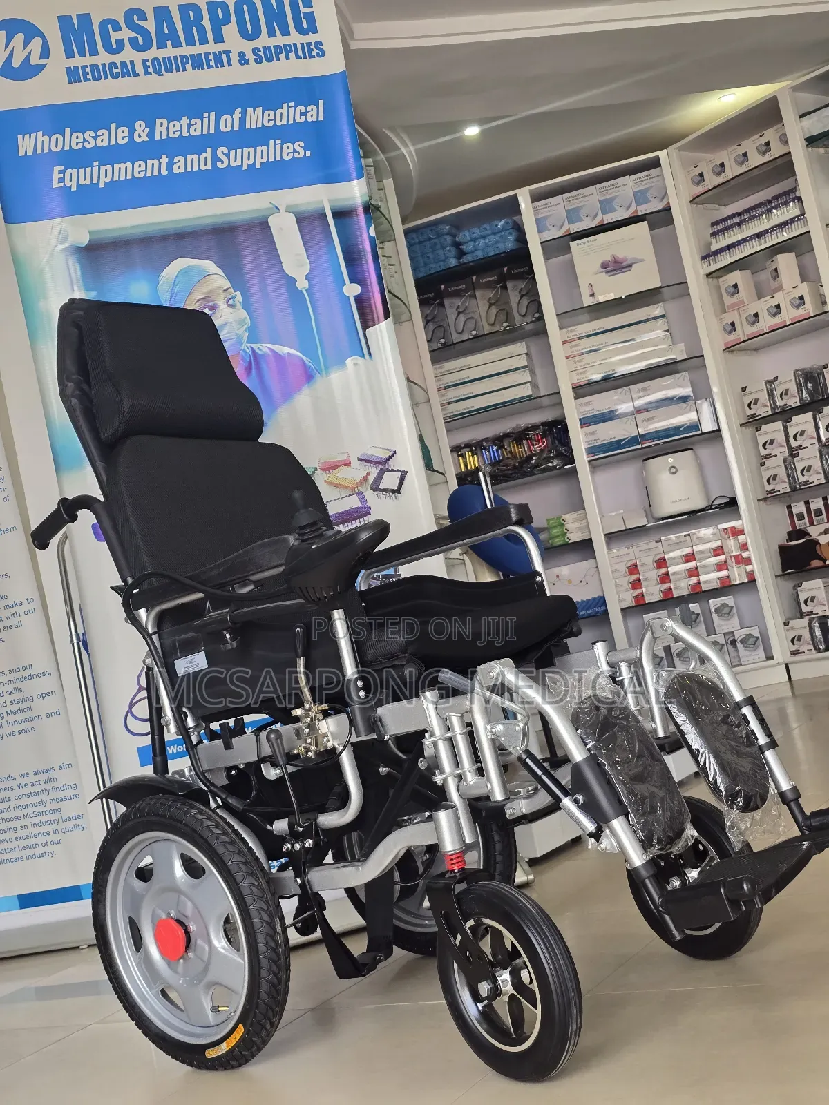 Electric Reclinable Wheelchair for Bariatic Patients