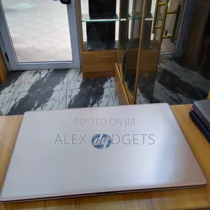 Laptop HP 8GB Intel SSD 256GB
