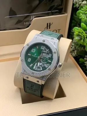 Hublot Classic Fusion ( Half Skeleton )