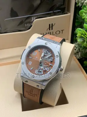Hublot Classic Fusion ( Half Skeleton )