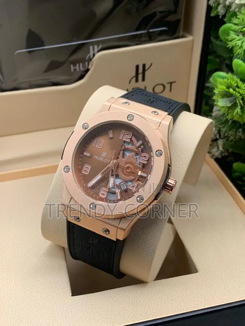 Hublot Classic Fusion ( Half Skeleton )
