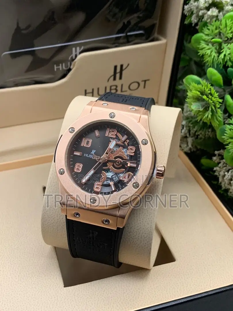 Hublot Classic Fusion ( Half Skeleton )