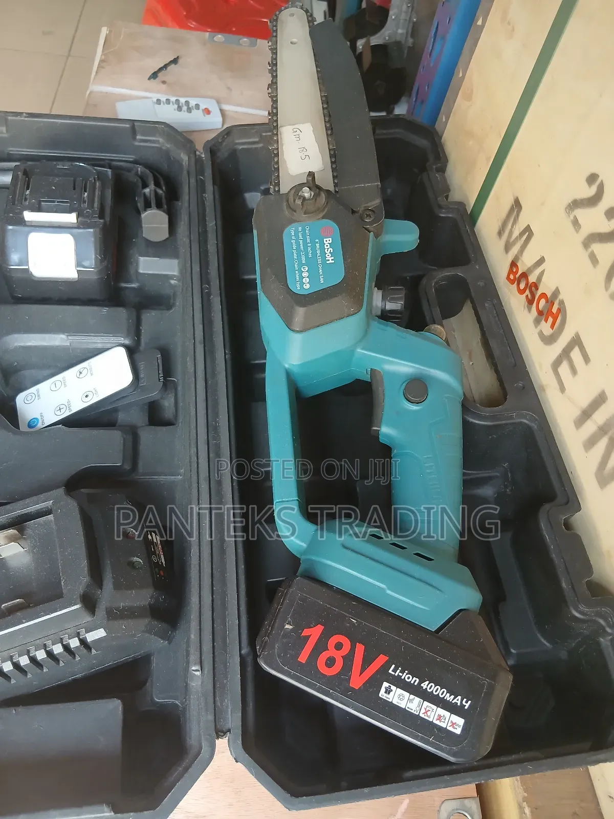 Rechargeable Chain Saw