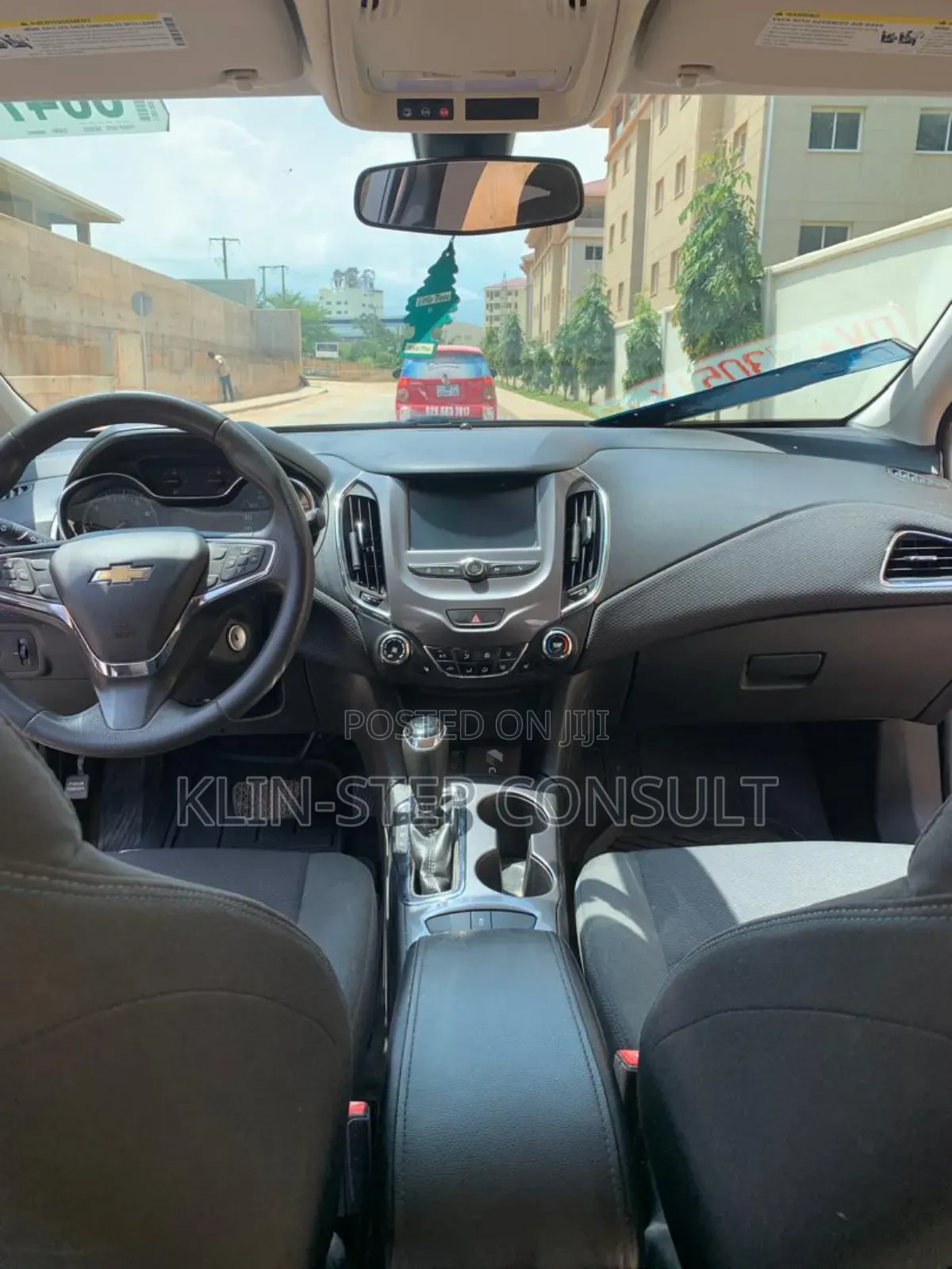 Chevrolet Cruze LT Auto Hatchback 2017 Blue