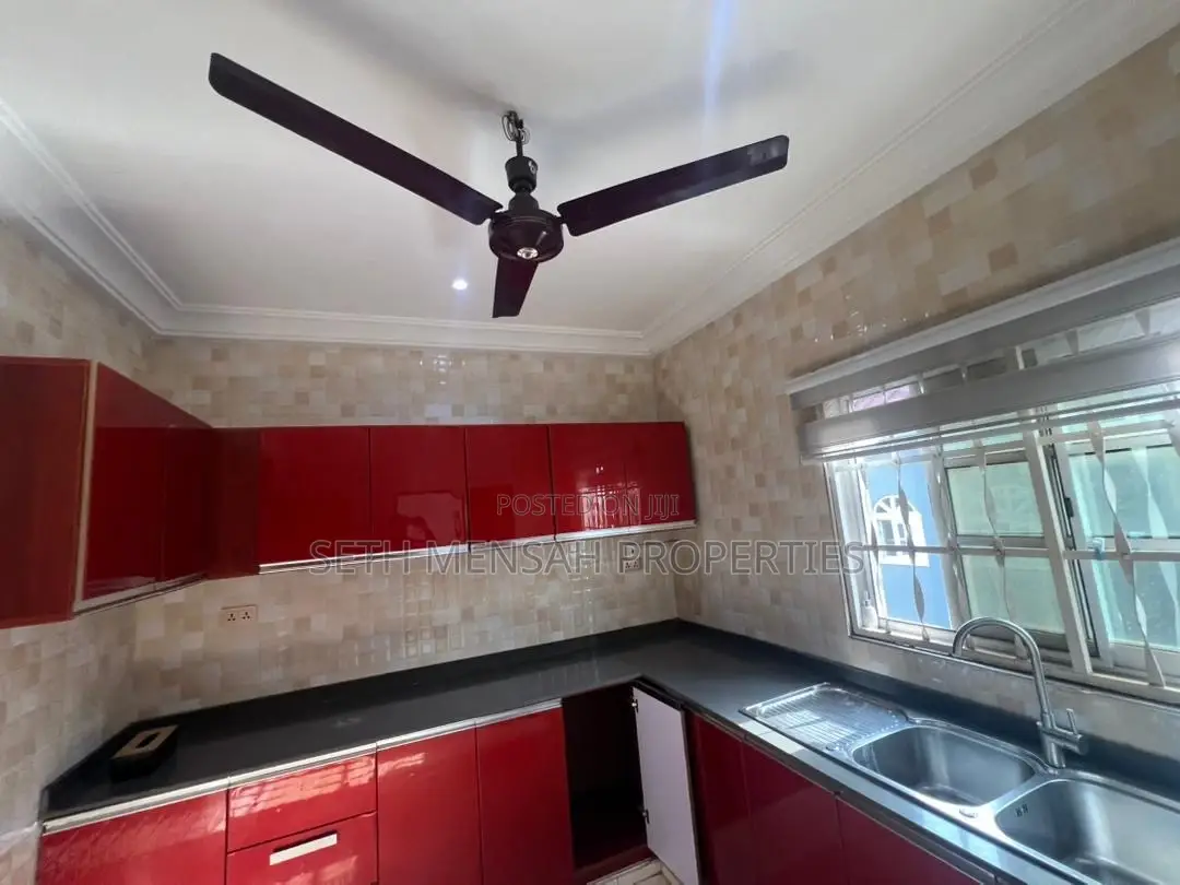 3bdrm Apartment in Skm, Pillar 2 for rent