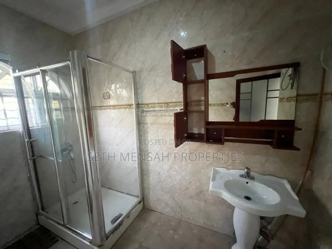 3bdrm Apartment in Skm, Pillar 2 for rent