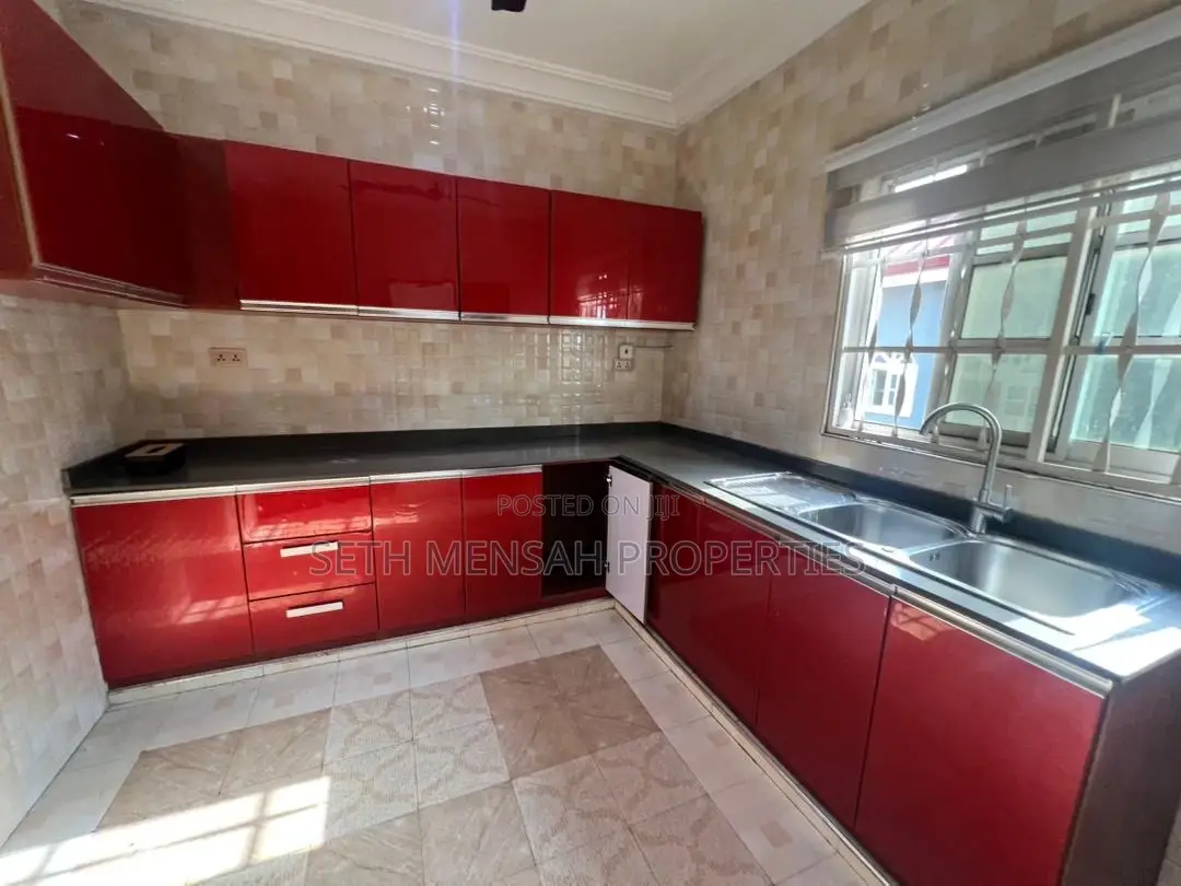 3bdrm Apartment in Skm, Pillar 2 for rent