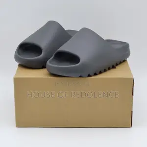 Adidas Yeezy Slide