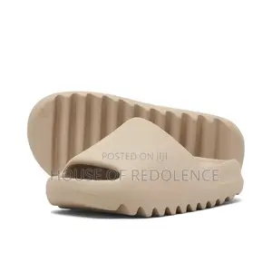 Adidas Yeezy Slide