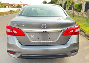 Nissan Sentra 2019 Gray