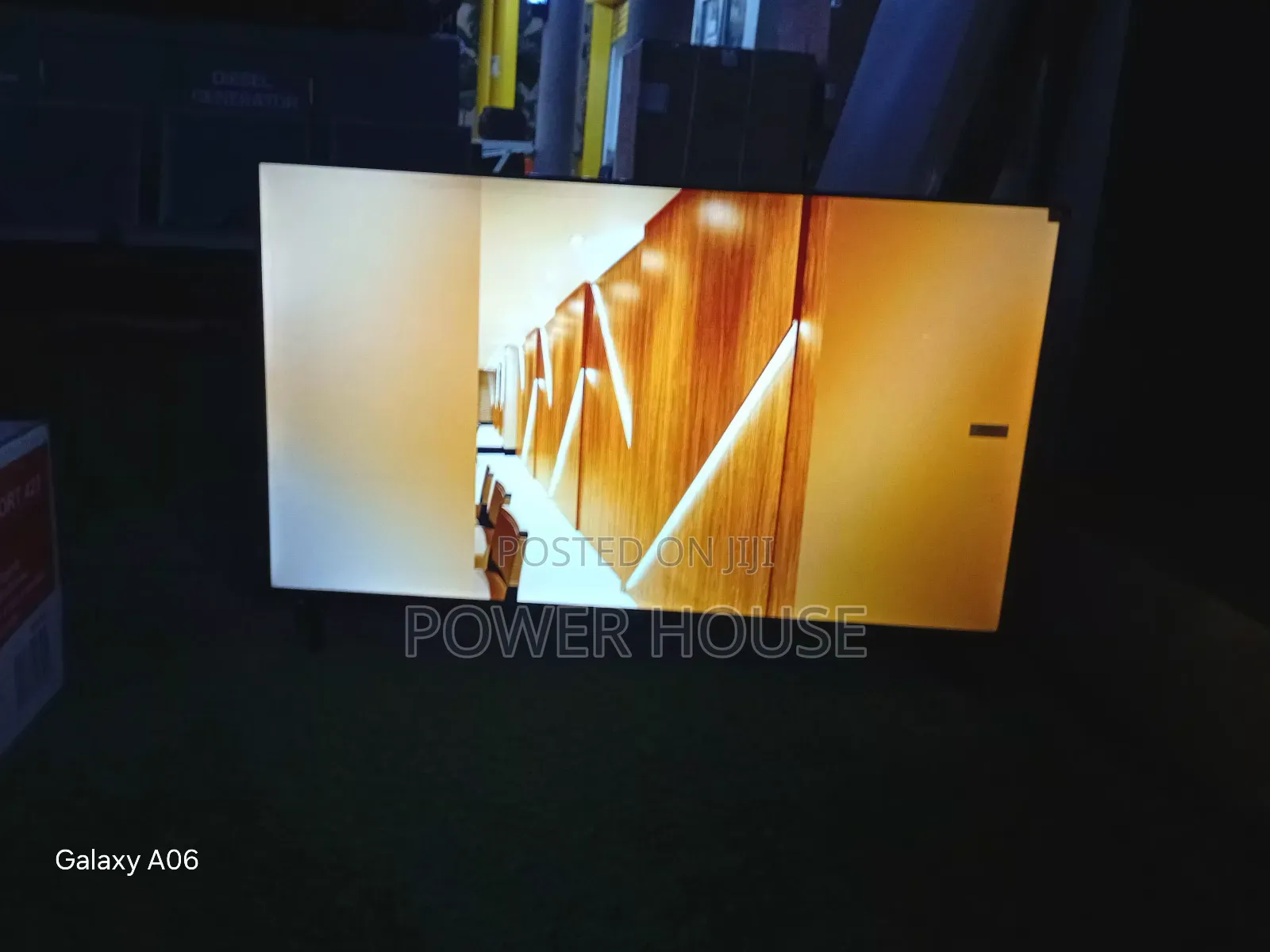Make Your Free Time Brighter With TCL 43 Inches Smart Tv TCL