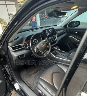 Toyota Highlander 2022 Black