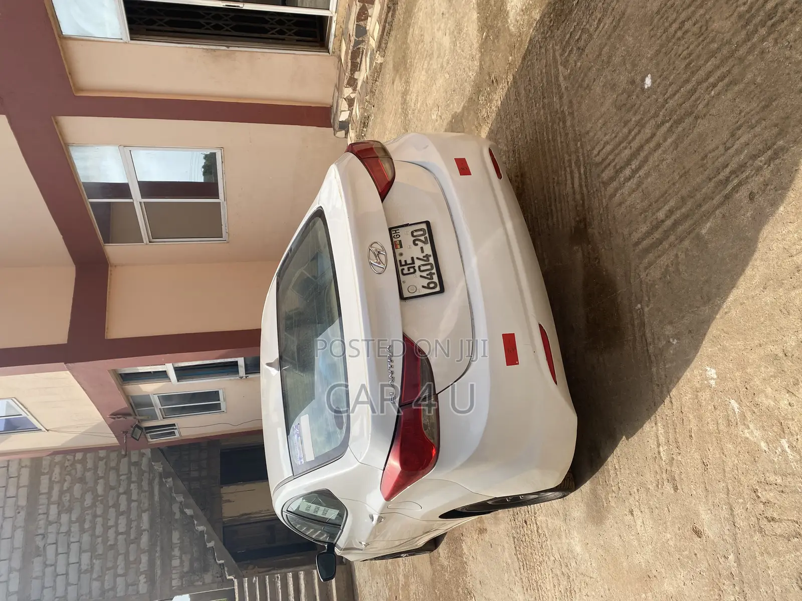 Hyundai Elantra 2013 White