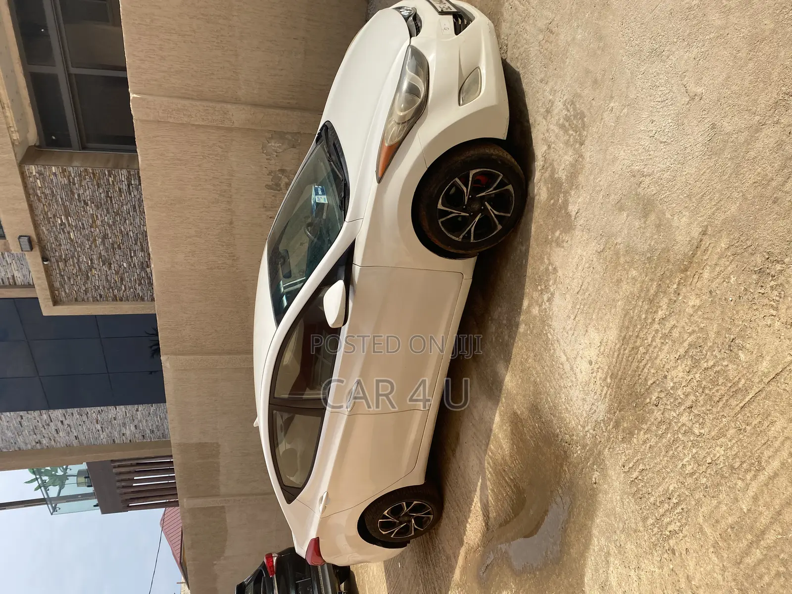 Hyundai Elantra 2013 White
