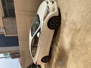 Hyundai Elantra 2013 White