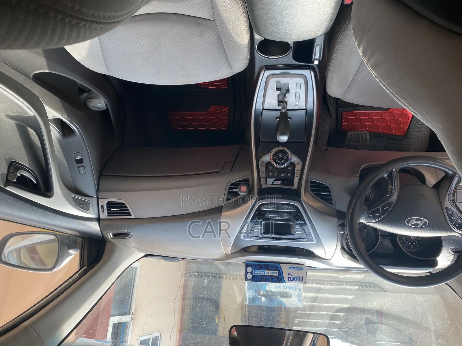 Hyundai Elantra 2013 White