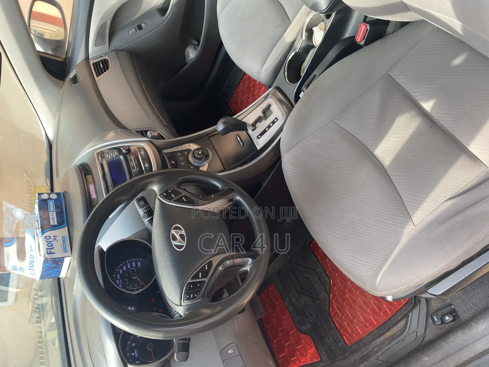 Hyundai Elantra 2013 White