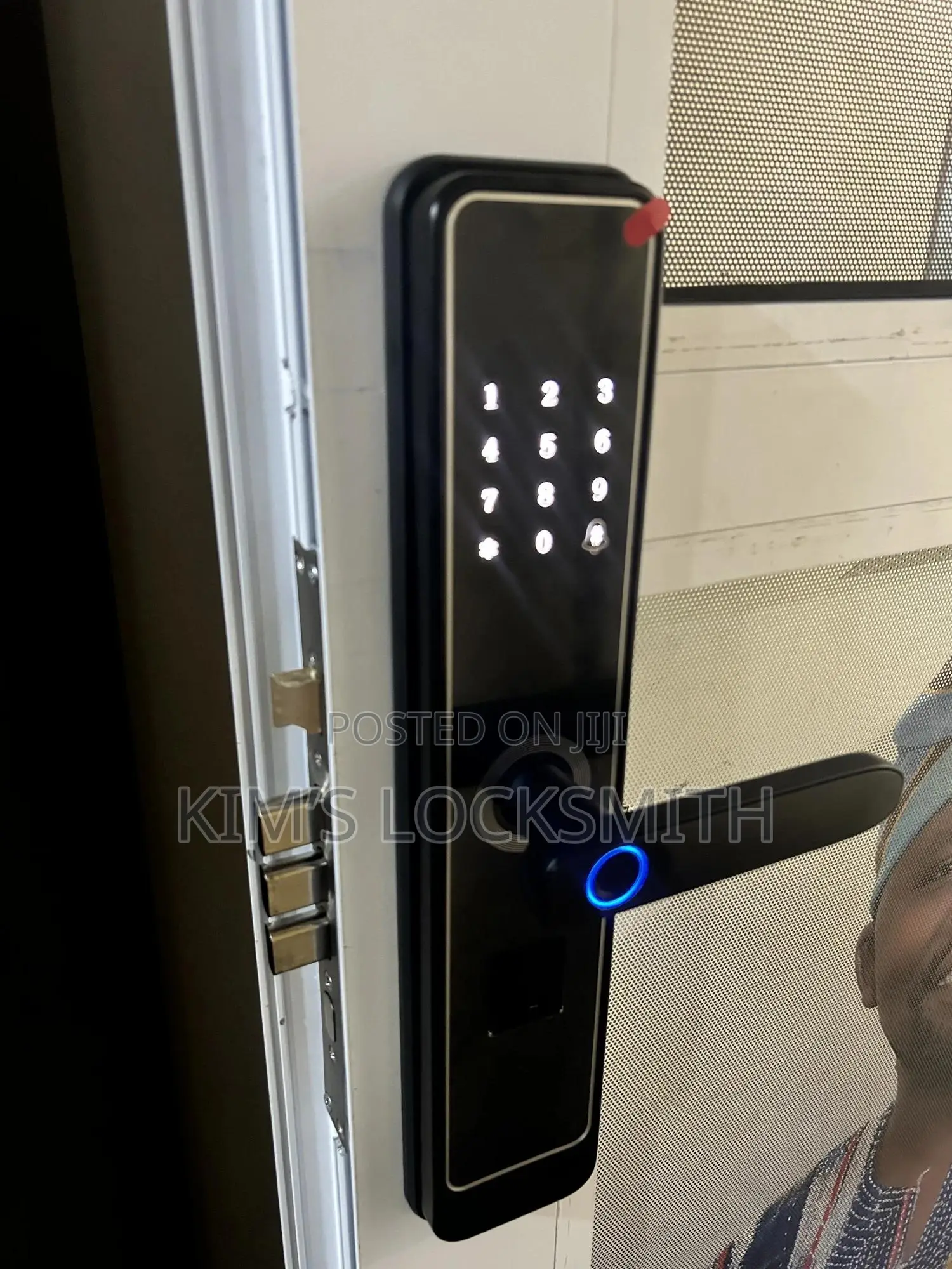 Smart Locks on Glass Doors (Locksmith)