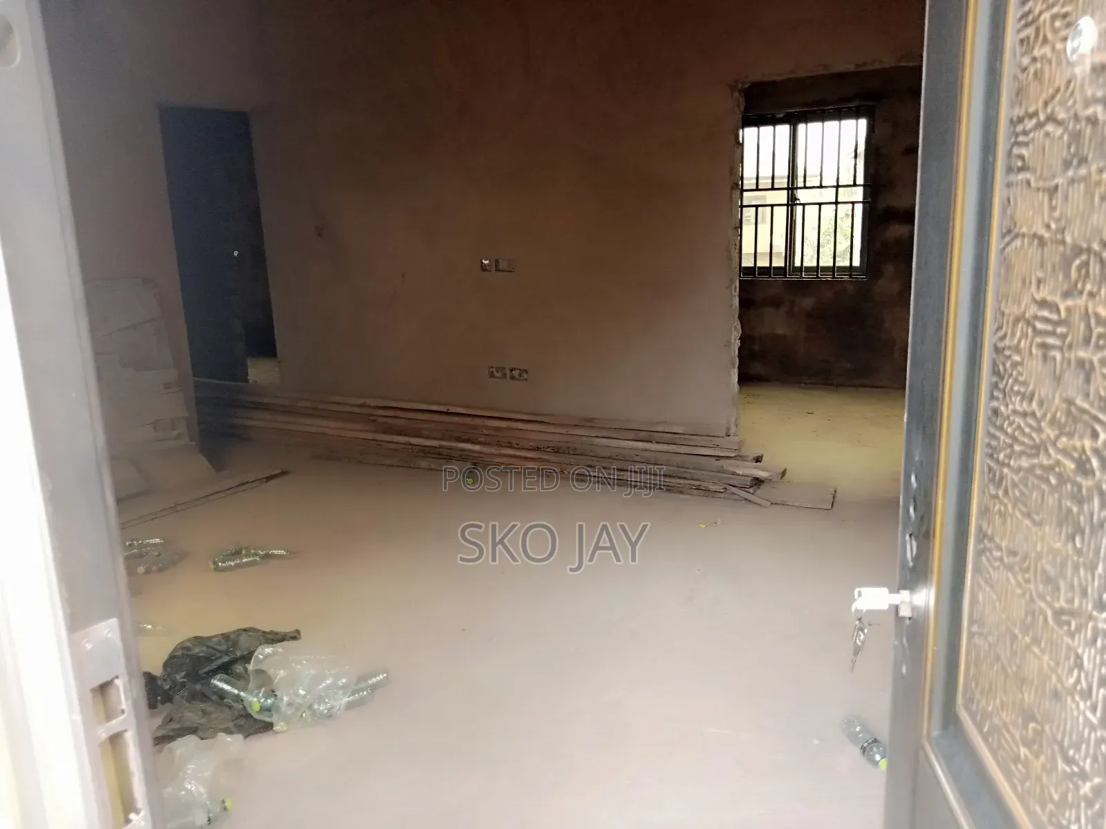 5bdrm House in Amasaman for sale