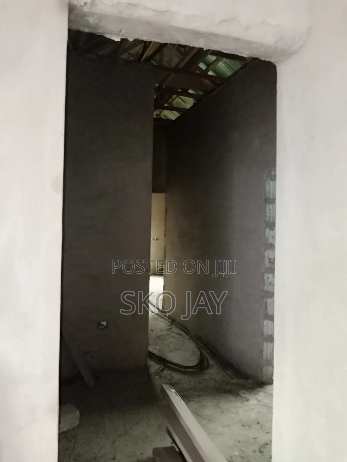 5bdrm House in Amasaman for sale