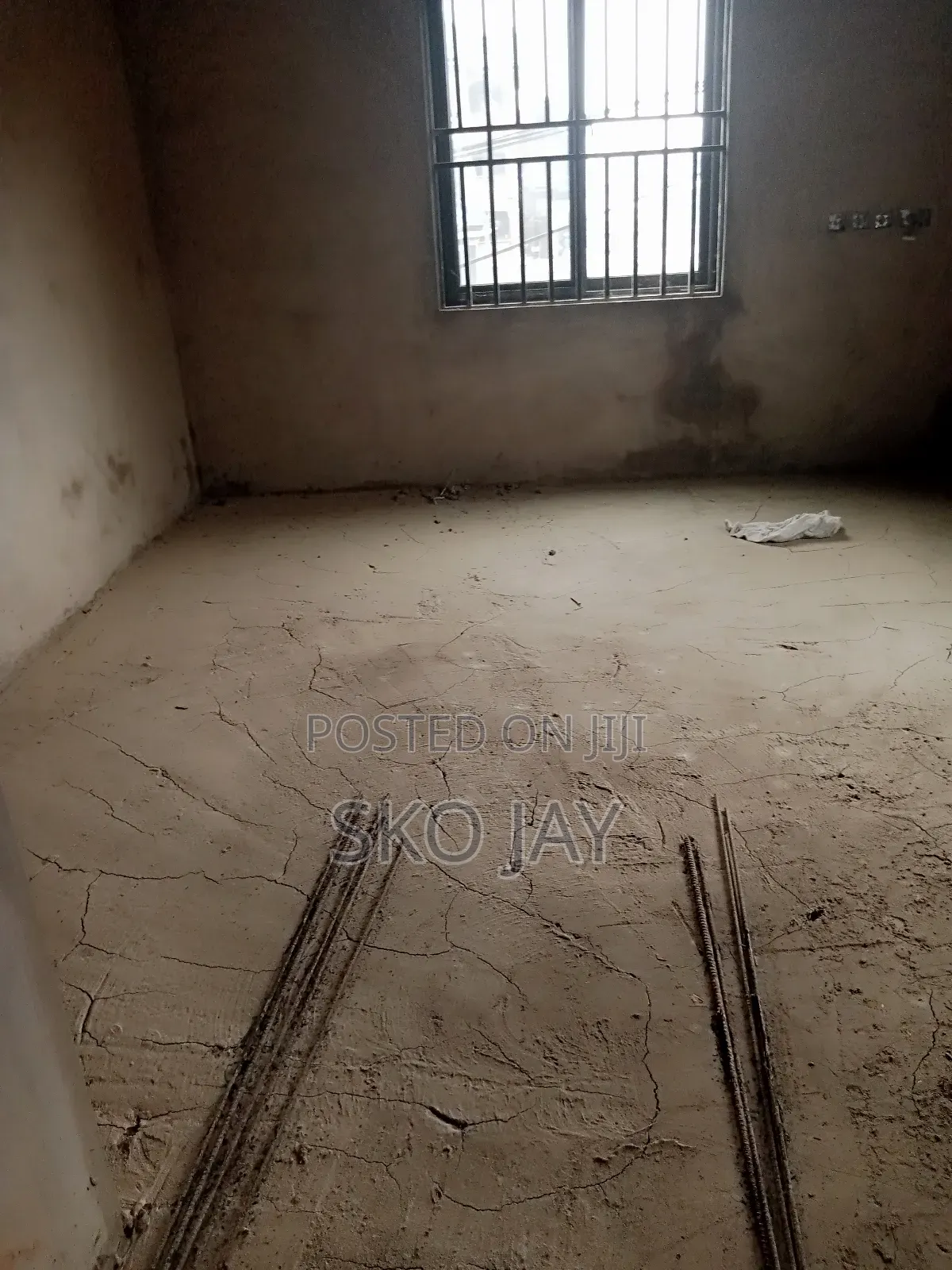 5bdrm House in Amasaman for sale