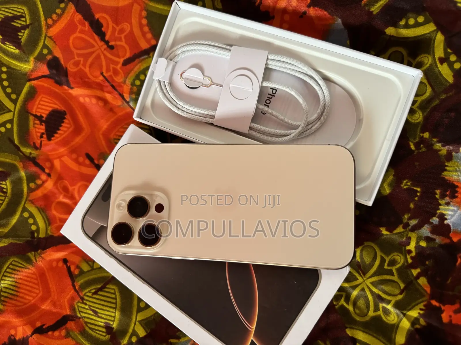 Apple iPhone 16 Pro Max 256 GB Gold
