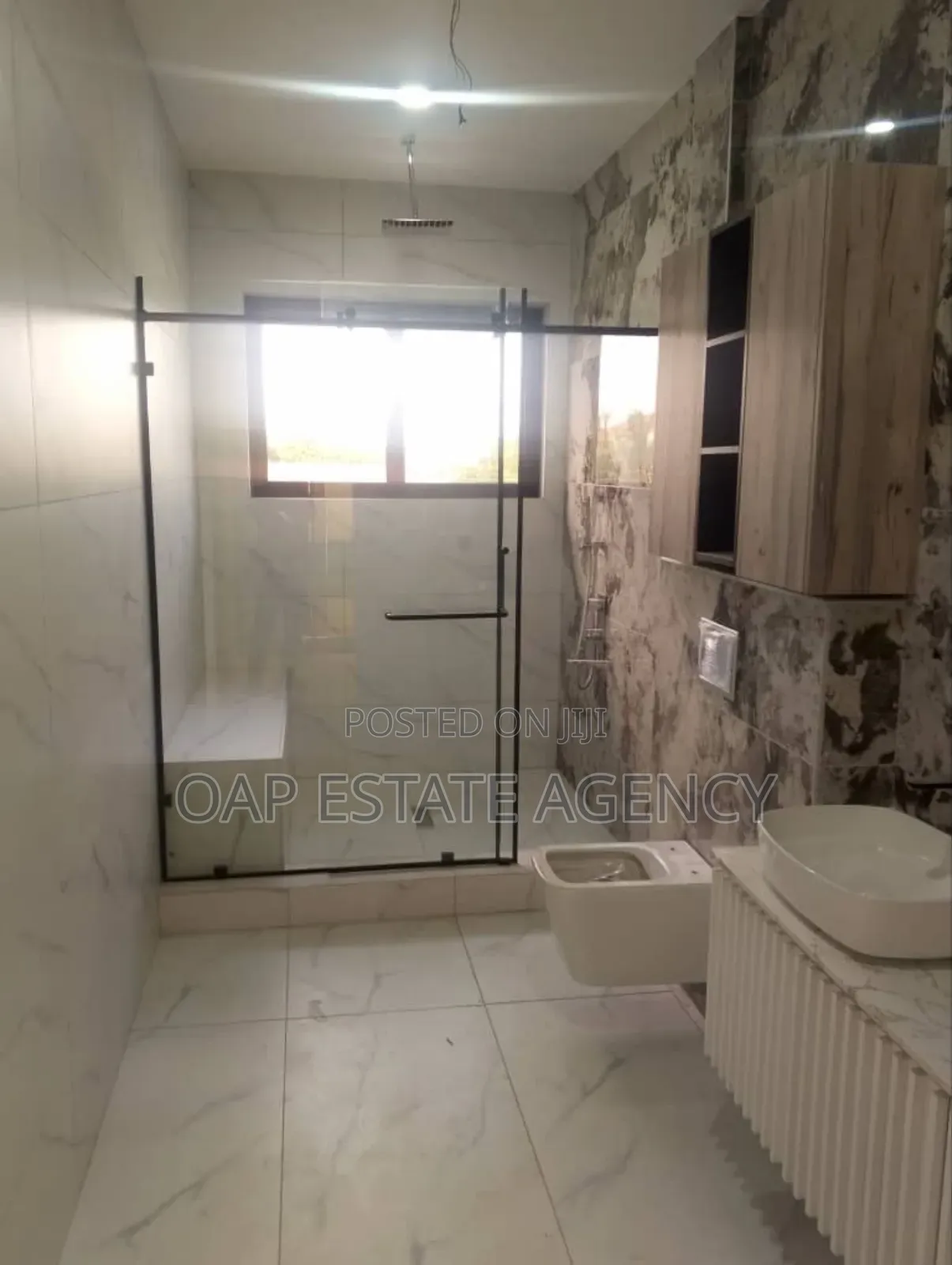 4bdrm House in East Legon for sale