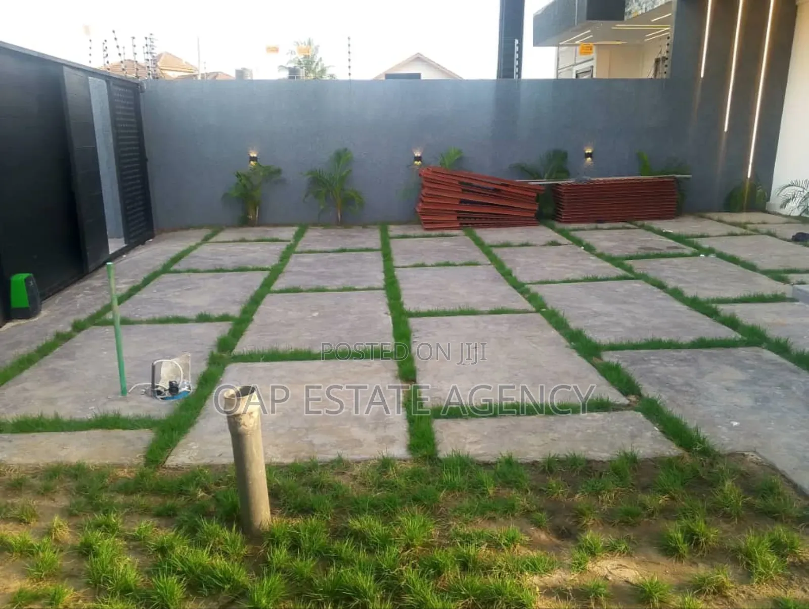4bdrm House in East Legon for sale