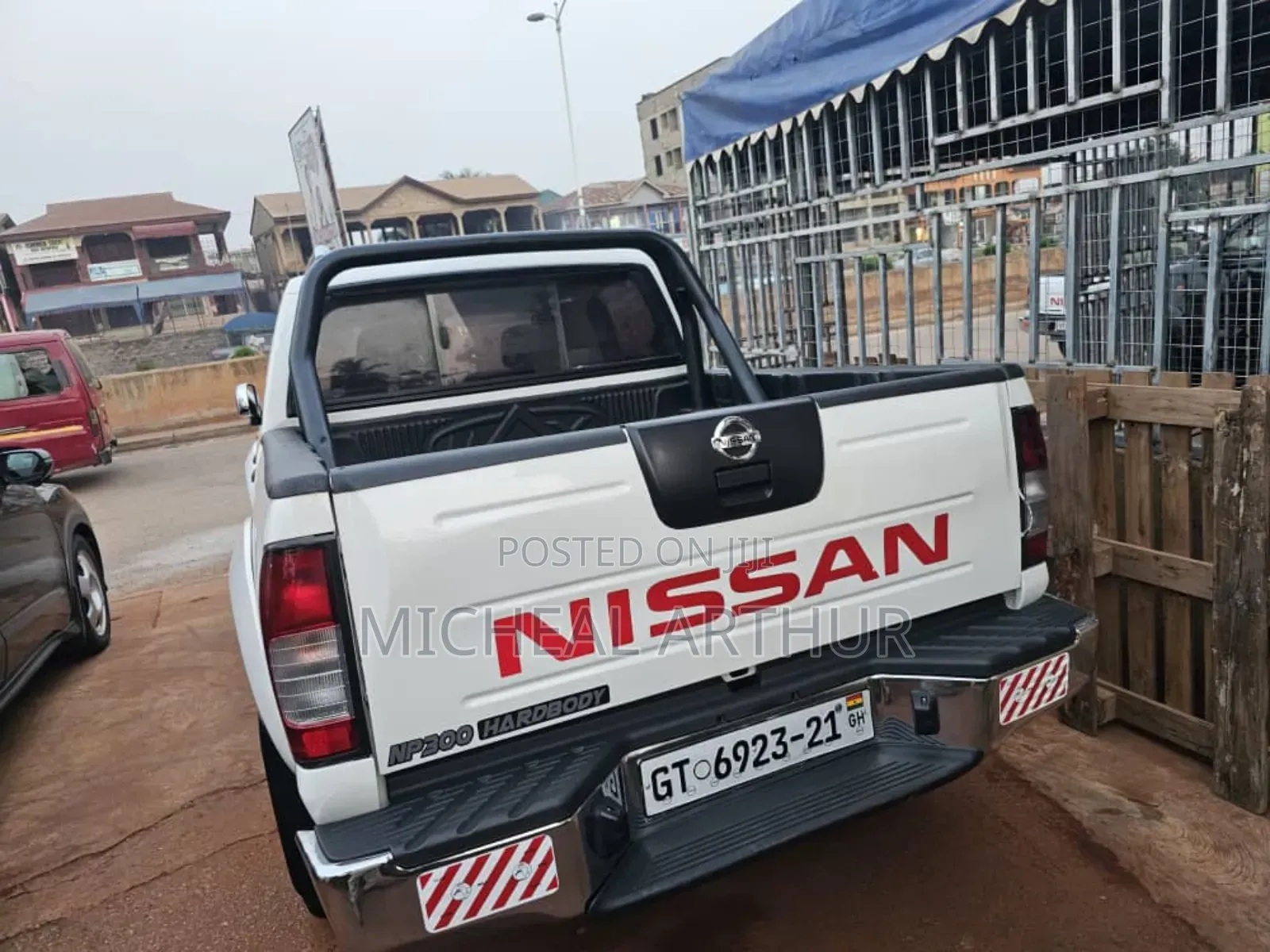 Nissan Hardbody 2020 White