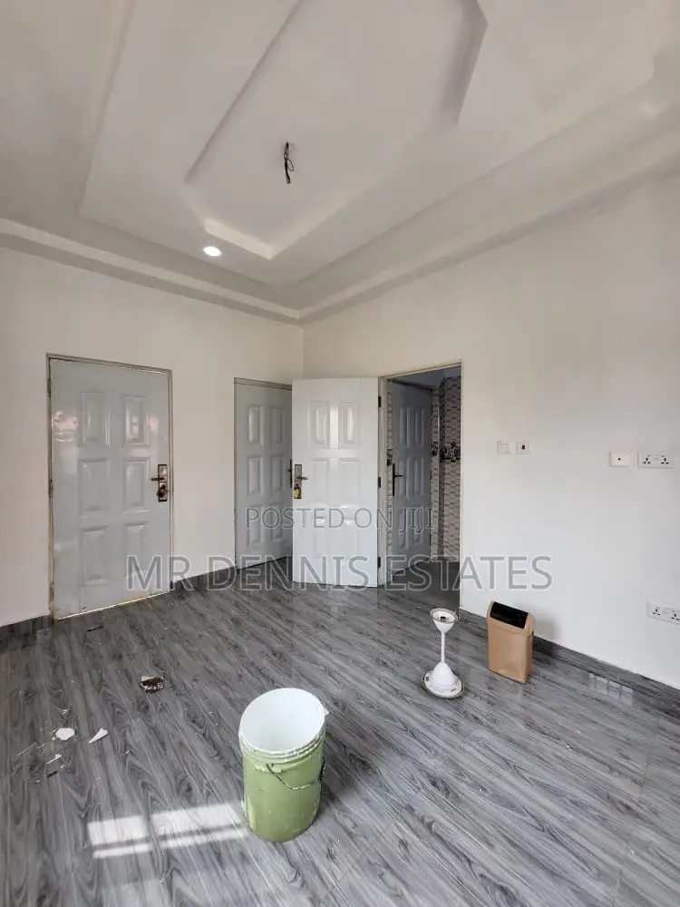 1bdrm Room & Parlour in Westhills Mall for rent