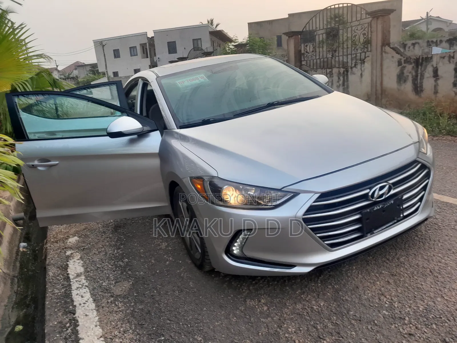 Hyundai Elantra SE 2018 Silver
