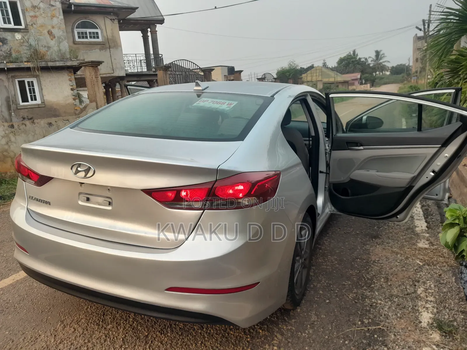 Hyundai Elantra SE 2018 Silver
