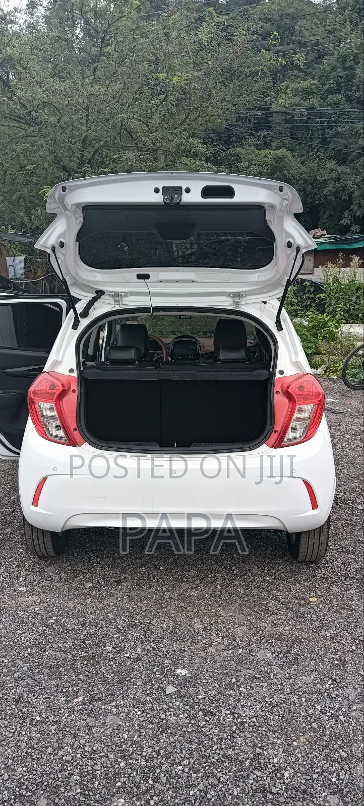 Chevrolet Spark 1LT 4dr Hatchback (1.2L 4cyl CVT) 2015 White