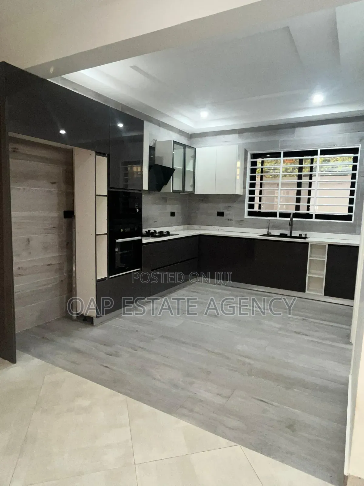 4bdrm House in East Legon for sale
