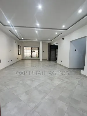 4bdrm House in East Legon for sale