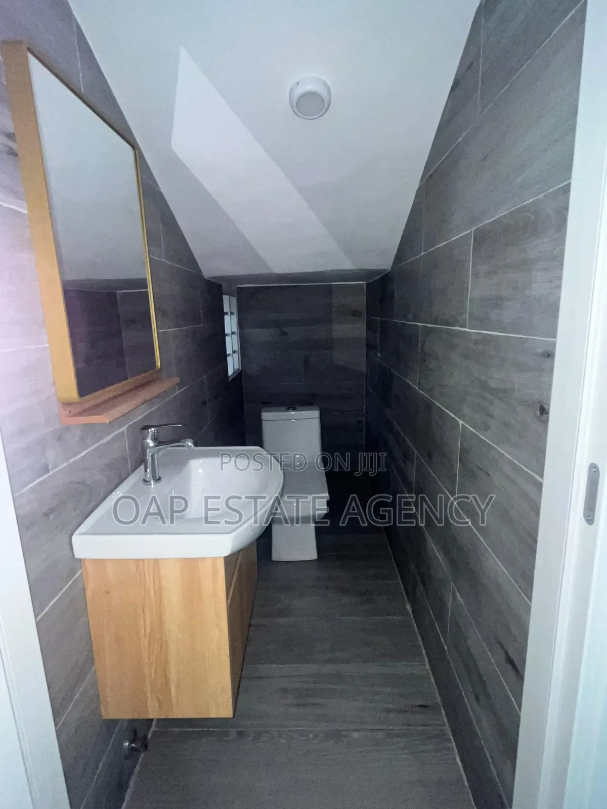 4bdrm House in East Legon for sale