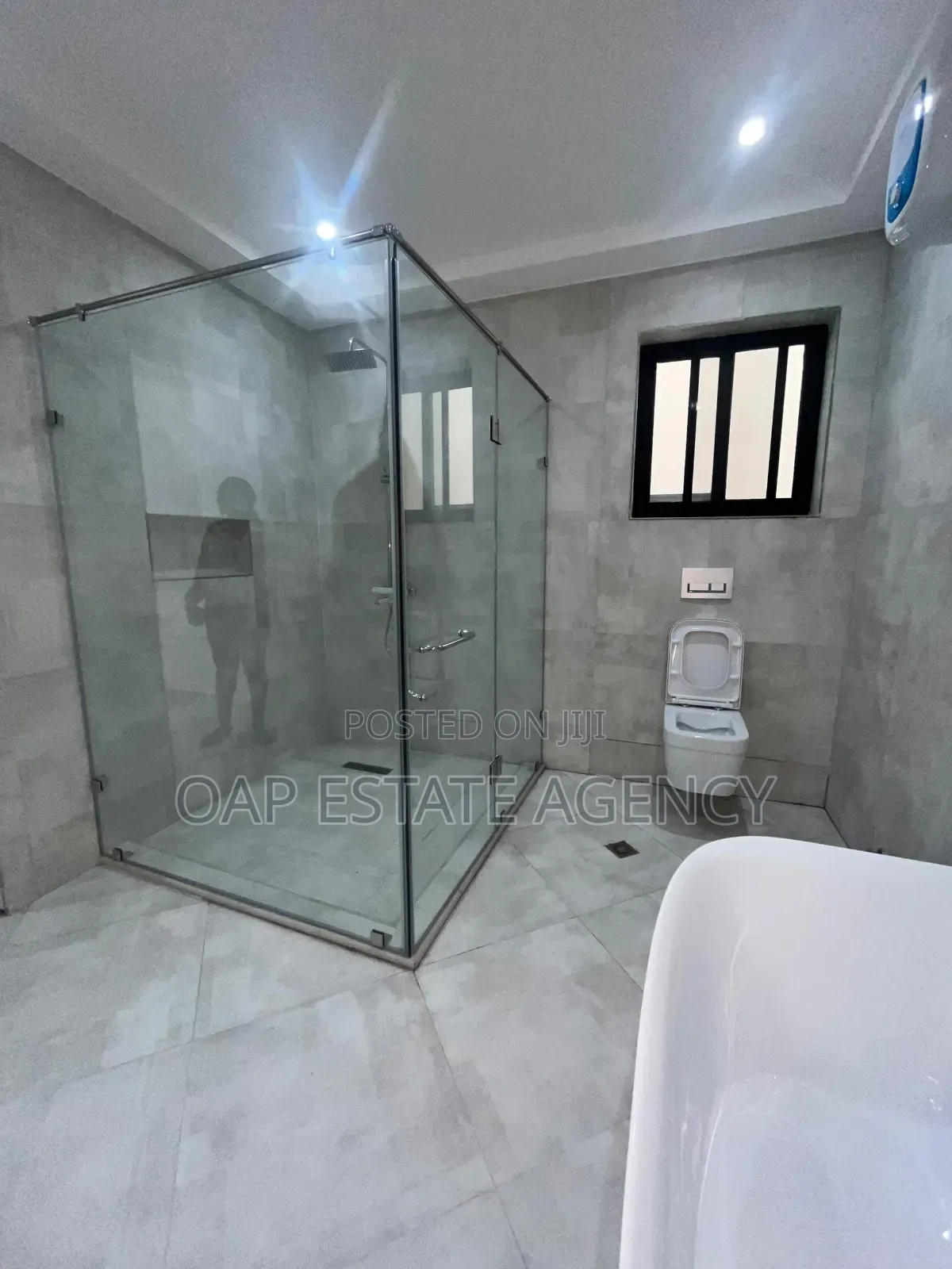4bdrm House in East Legon for sale