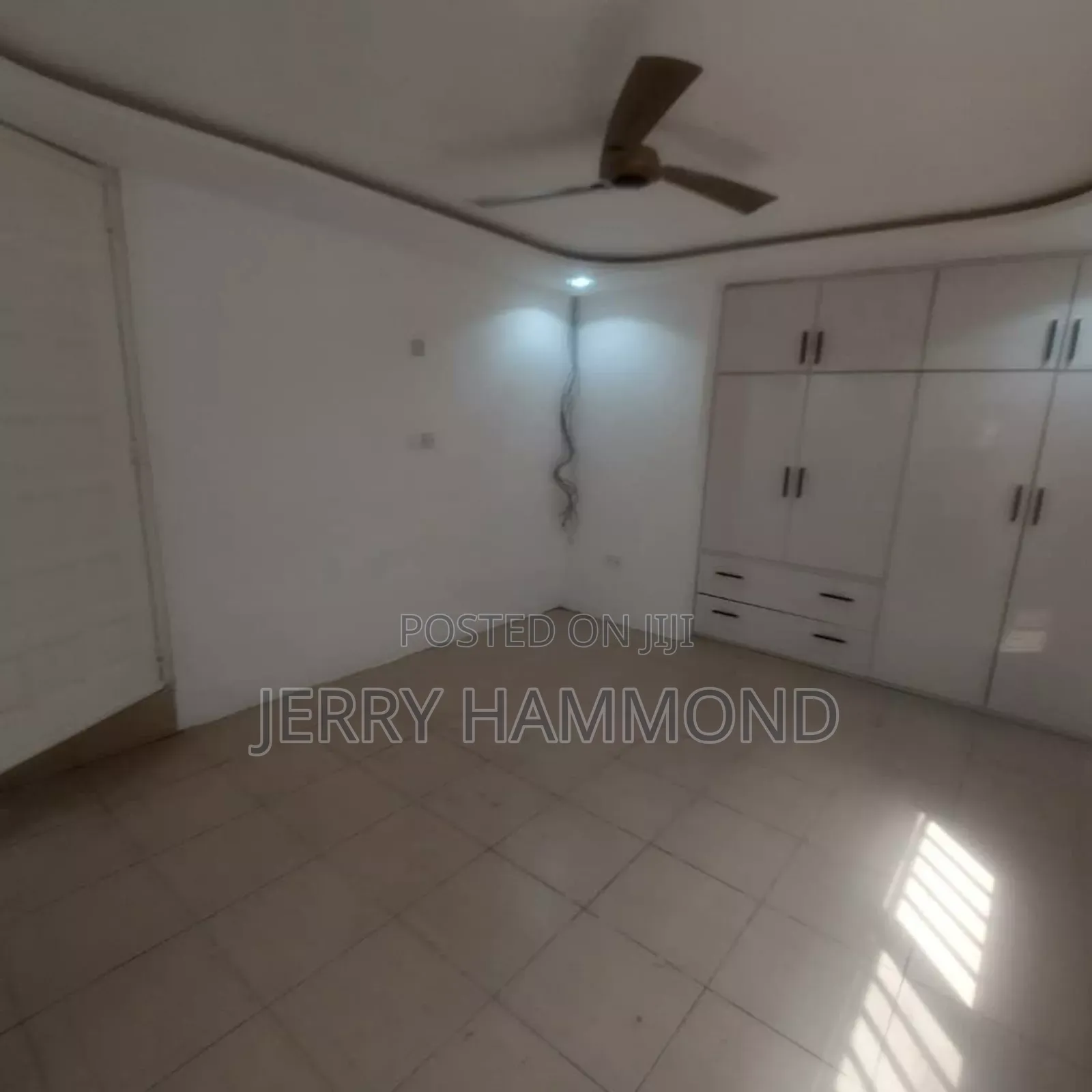 3bdrm House in Spintex Manet Villa for rent