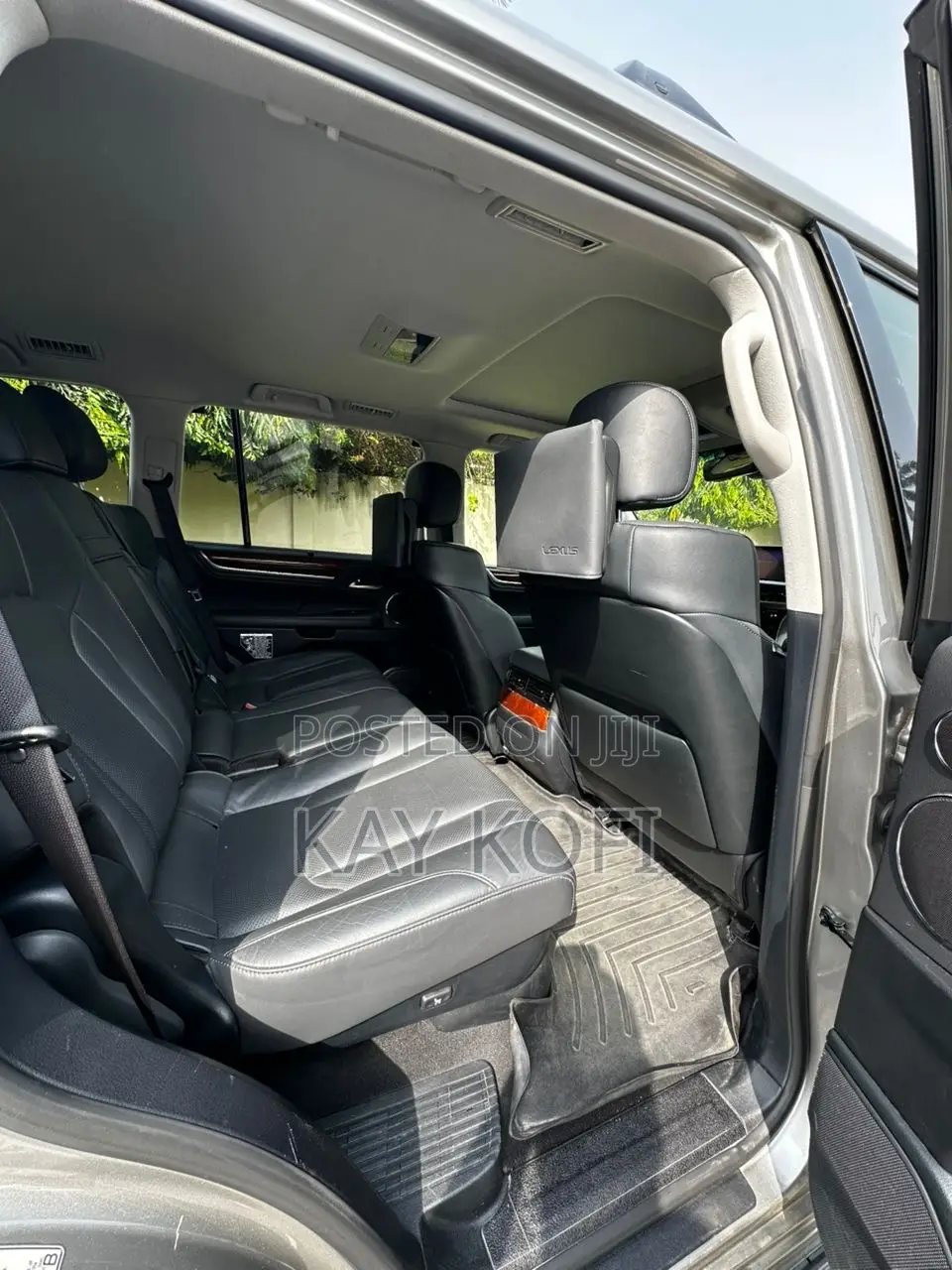 Lexus LX 570 AWD 2021 Gray