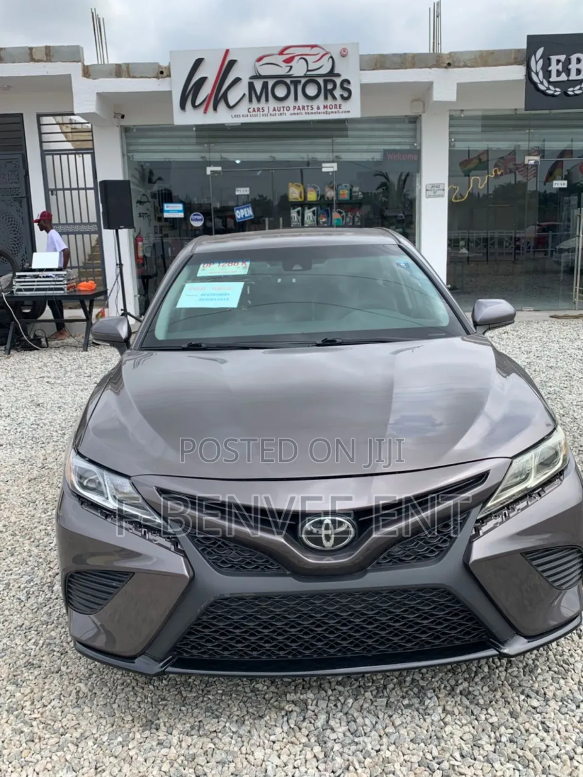 Toyota Camry SE FWD (2.5L 4cyl 8AM) 2018 Matt Black