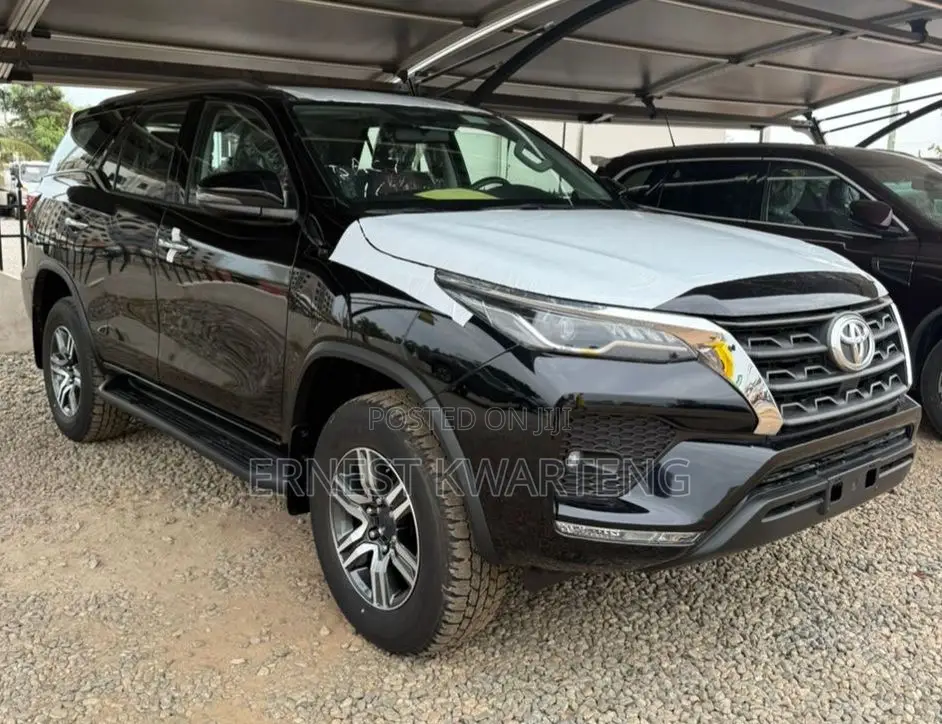 New Toyota Fortuner 2025 Gray
