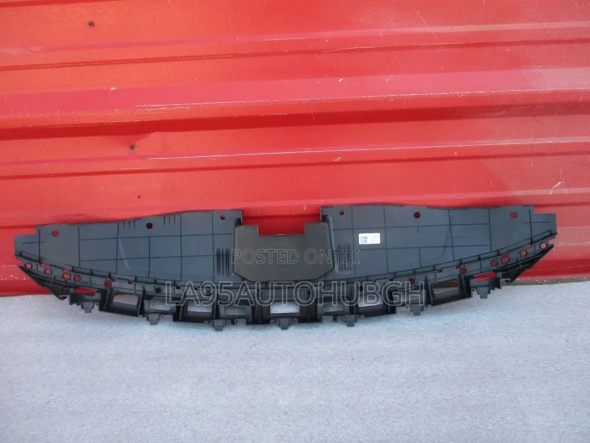 Hyundai Elantra 2016,2017,2018 Radiator Panel Cover/Grille