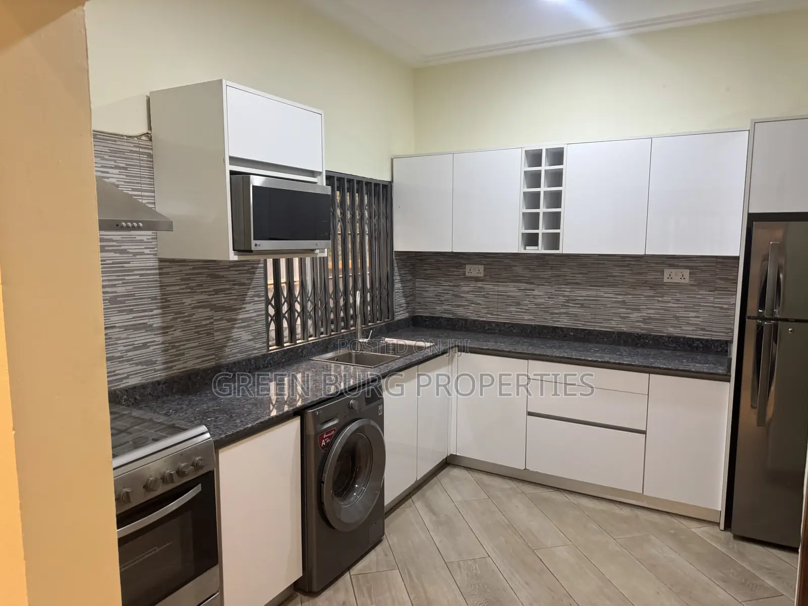 2bdrm House in Green, East Legon for rent