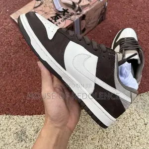 Nike Sb Dunk Low Steamboy Sneakers