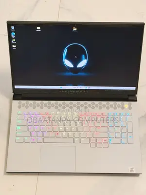 Laptop Dell Alienware M17 R4 16GB Intel Core I7 SSD 1T