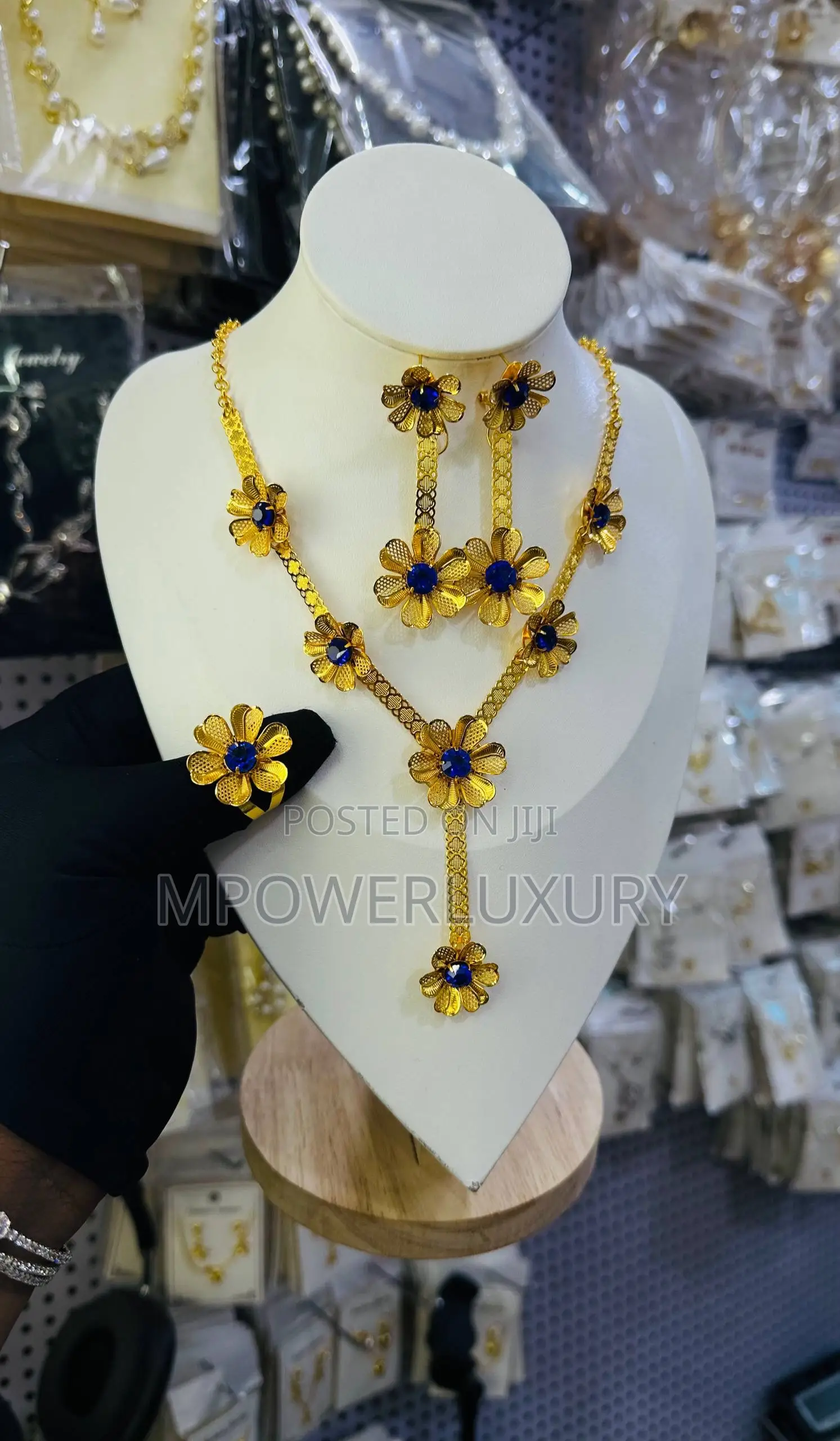 Blue Rays Flower Jewelry Set